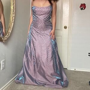 Stunning Sue Wong Beaded Iridescent Formal Evening Gown